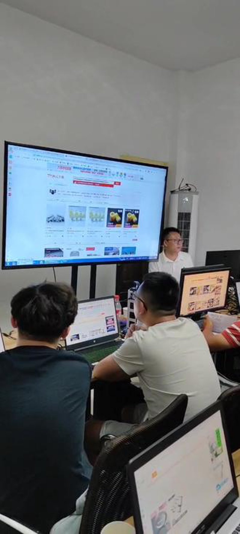 电子商务工作室选购指南:打造您的电商品牌